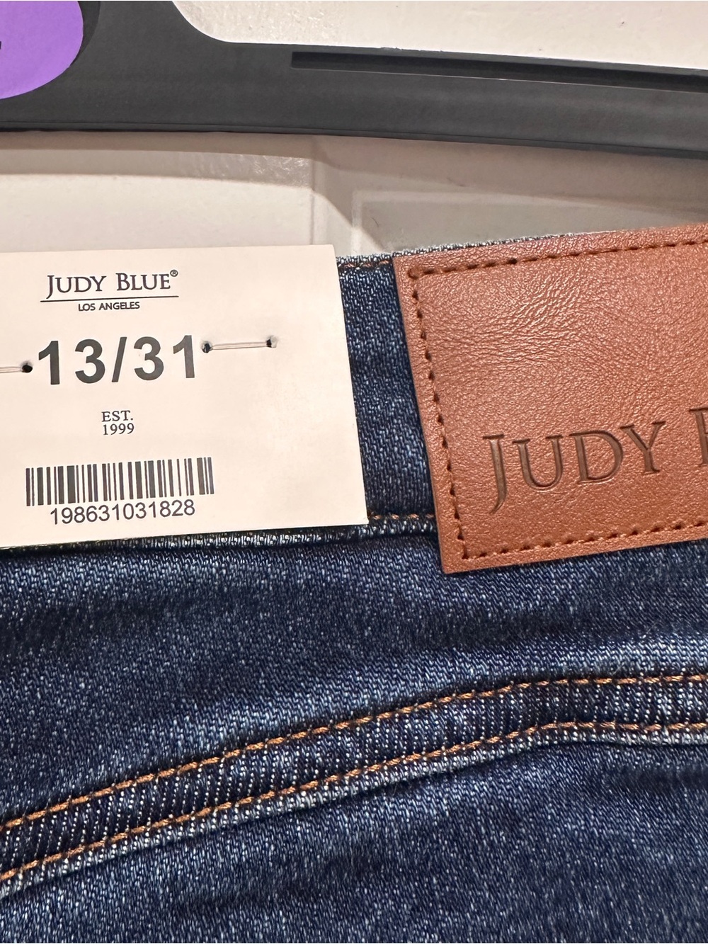 Judy Blue Dark Blue Mid Rise Women's Jeans size 13/31 - Picture 7 of 11